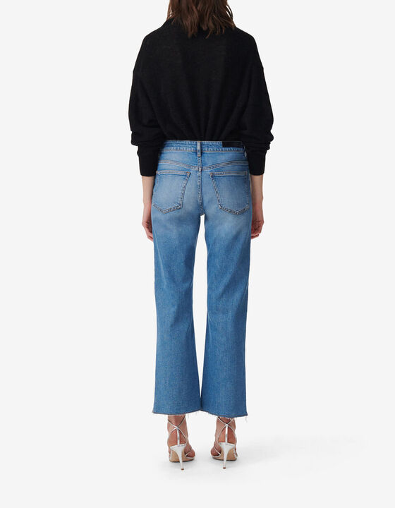 CROPPED JEANS WITH RAW EDGES