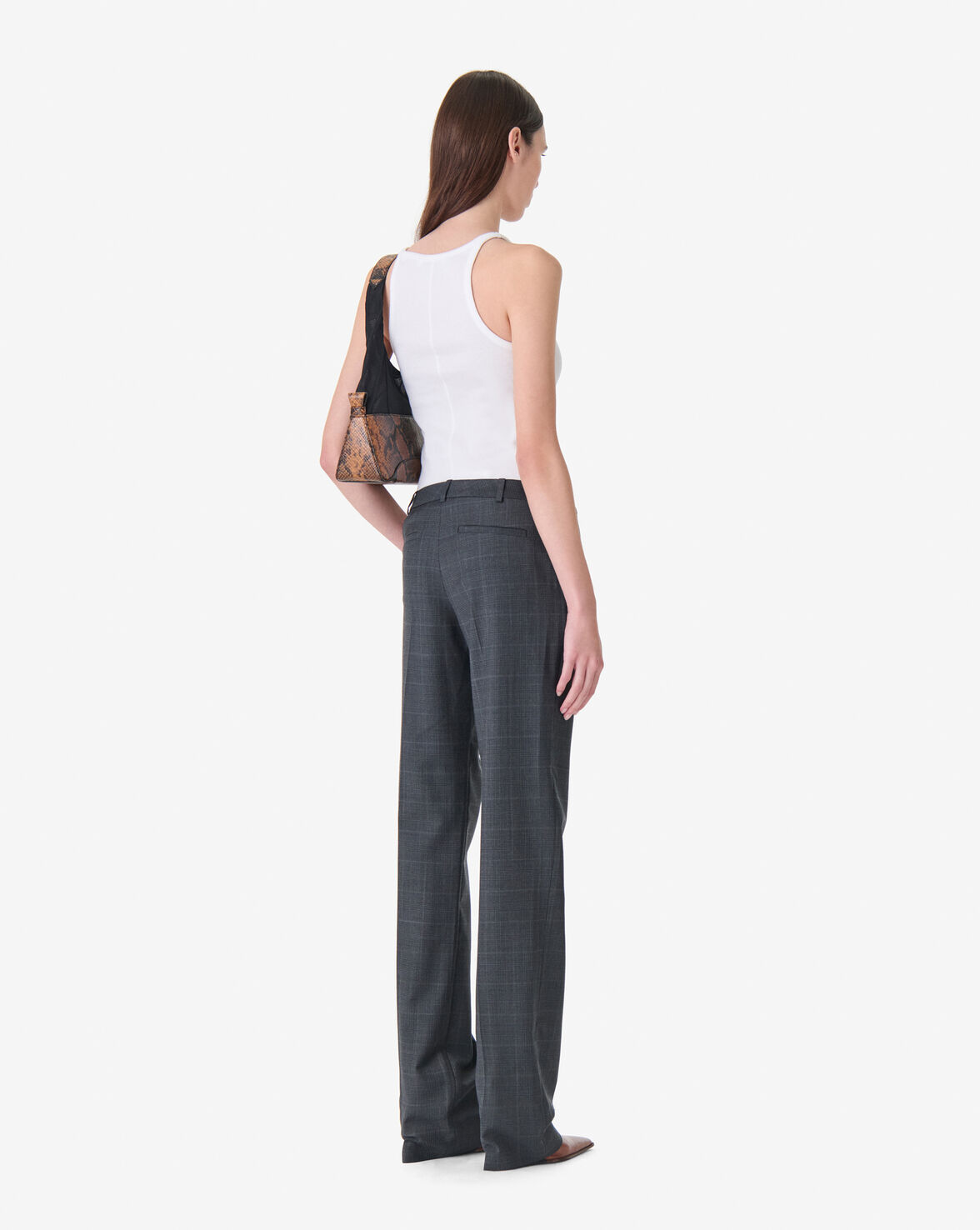 CAYANA image number null