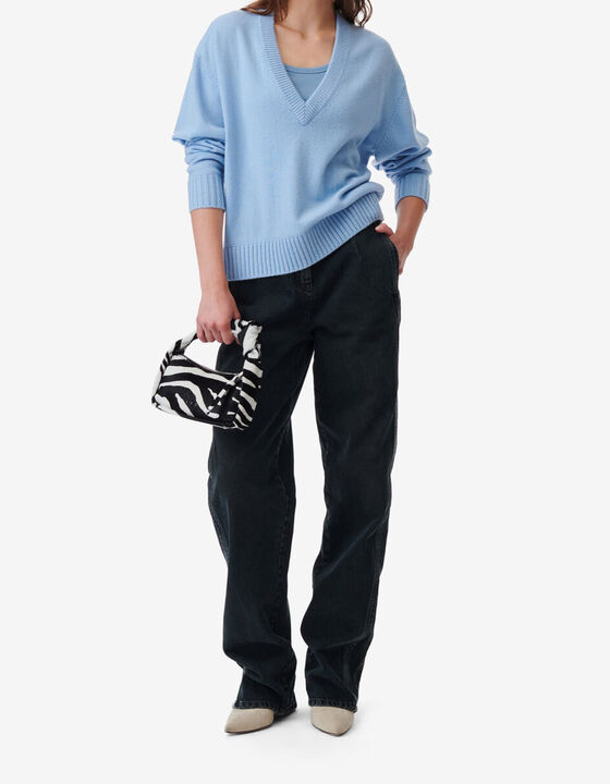 V-NECK CASHMERE SWEATER