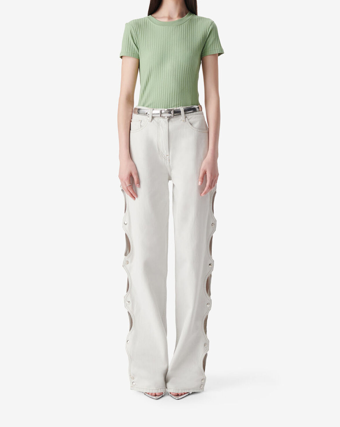 ELONIA image number null