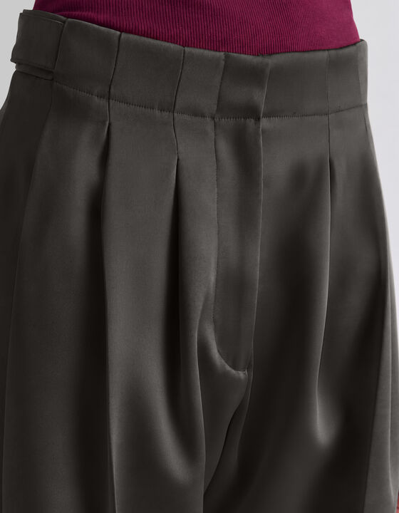 PANTALON LARGE EN SATIN
