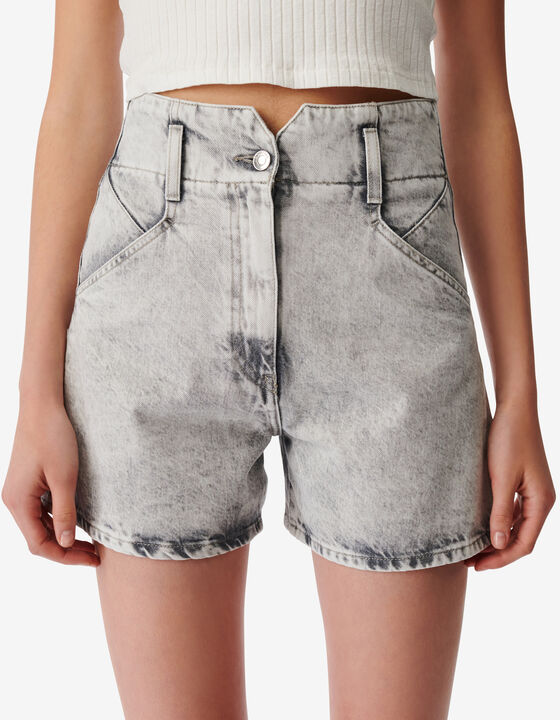SHORT EN JEAN D&Eacute;LAV&Eacute;