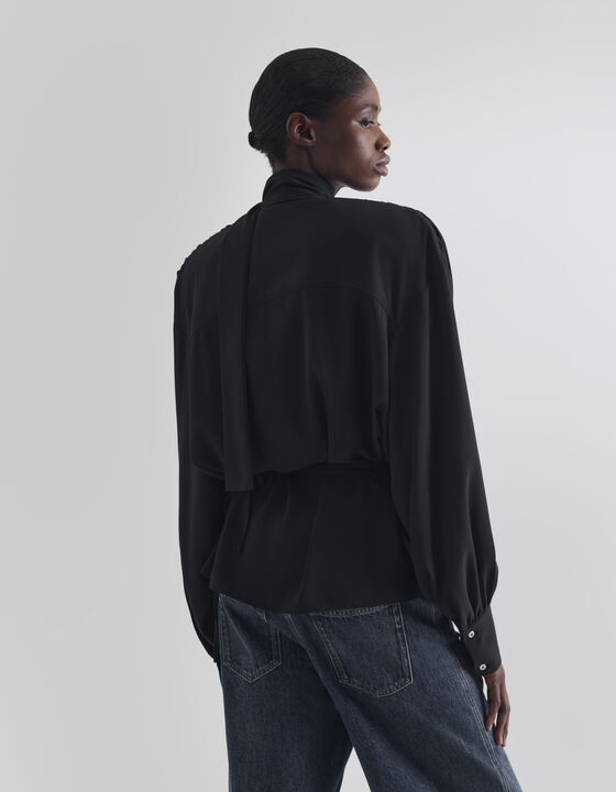 DRAPED BLOUSE WITH A TIED COLLAR
