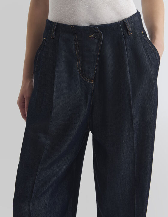 WIDE-LEG PLEATED TROUSERS