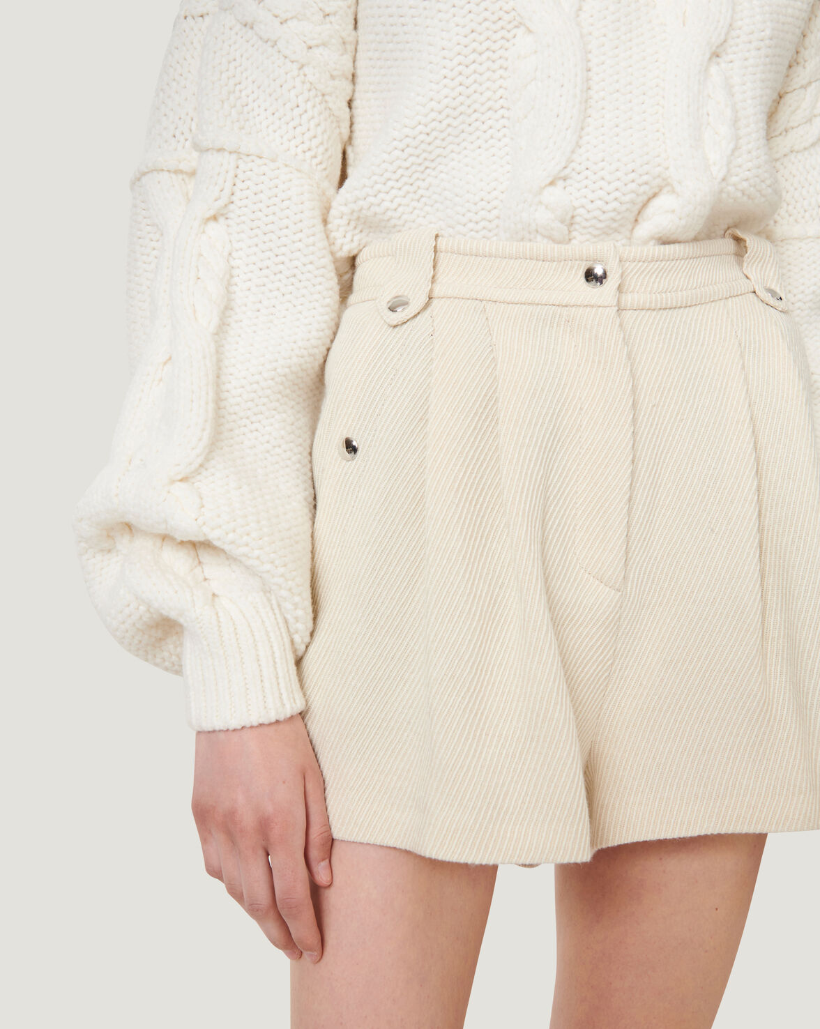 VARD WIDE LEG PLEATED SHORTS image number null