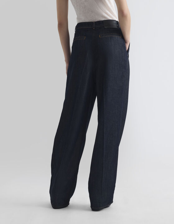 WIDE-LEG PLEATED TROUSERS