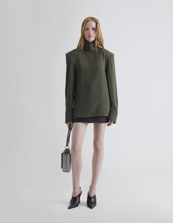 HIGH-NECK BLOUSE