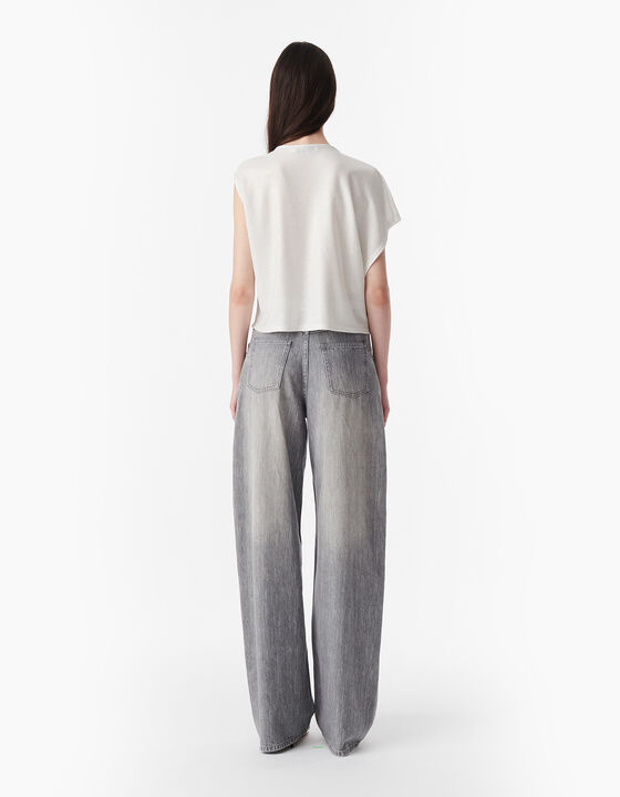 ASYMMETRICAL TOP