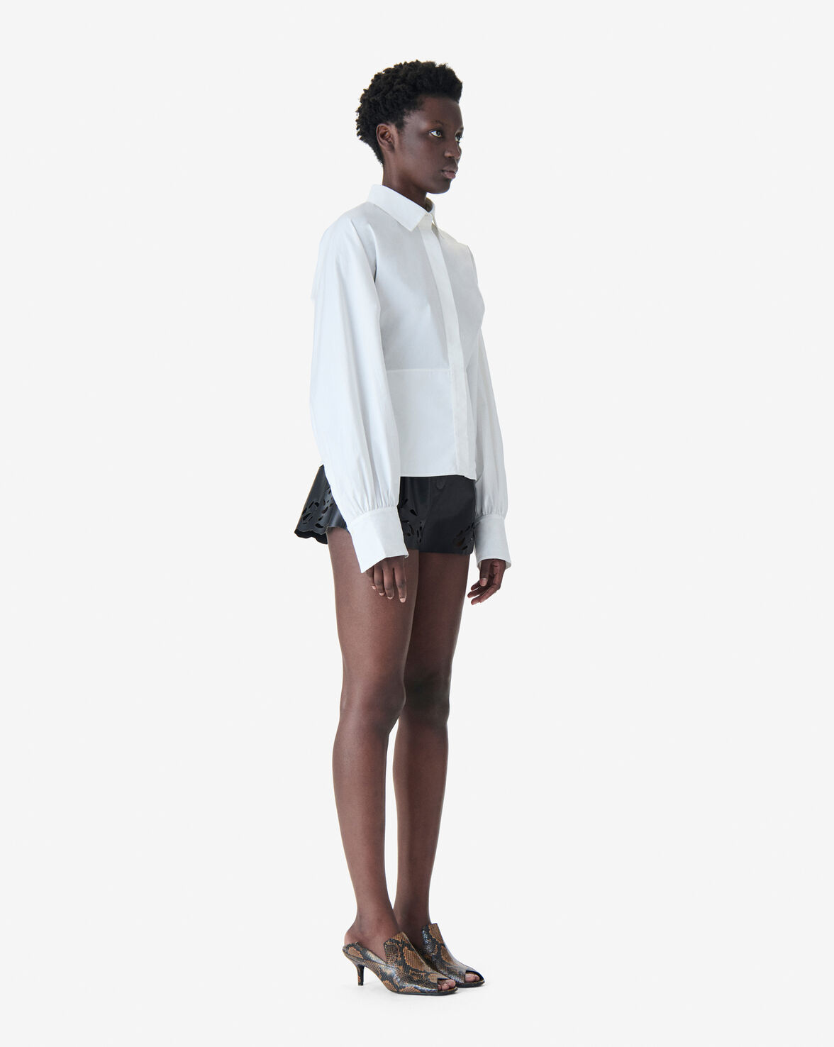 JANINE image number null