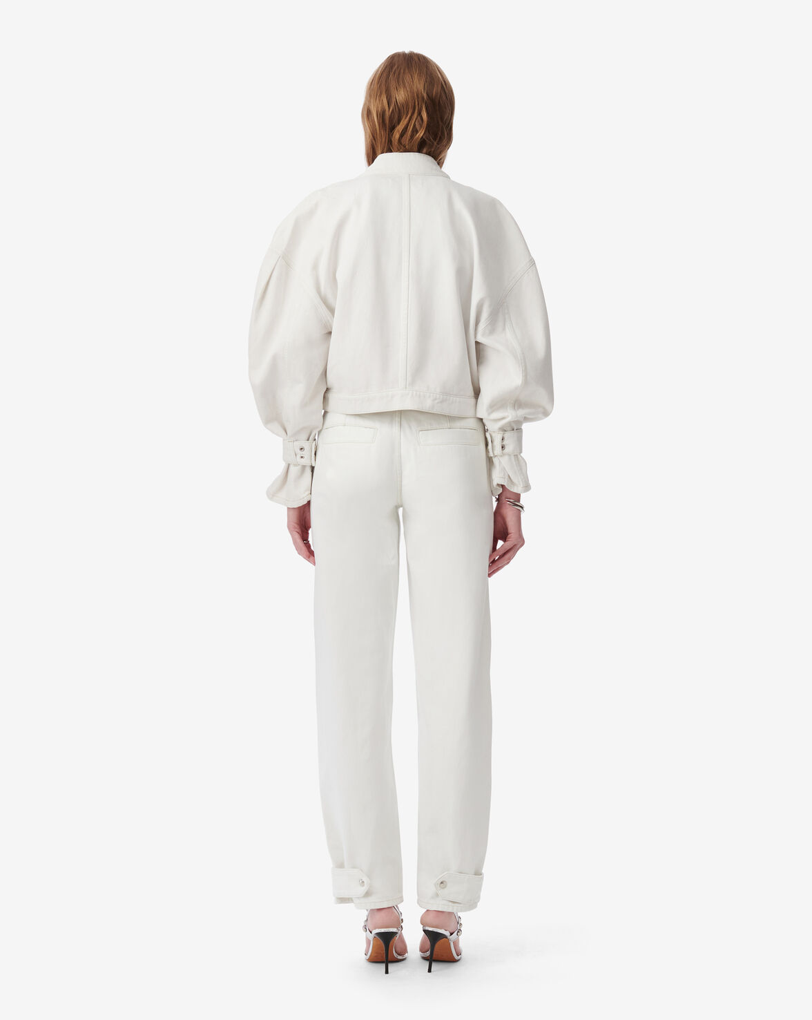 DAMARIO image number null