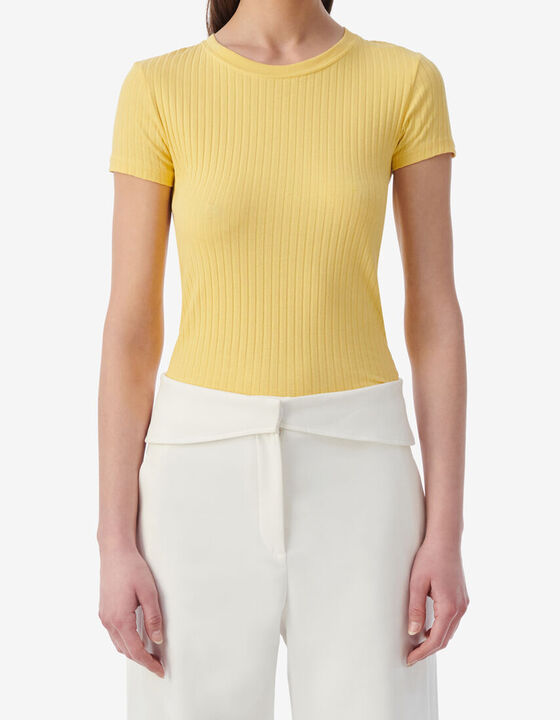 SHORT-SLEEVED T-SHIRT