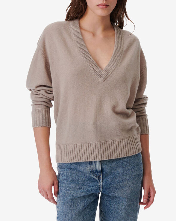 IZIE V-NECK CASHMERE SWEATER