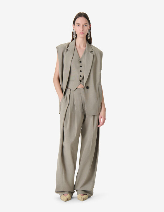 SLEEVELESS TAILORED JACKET