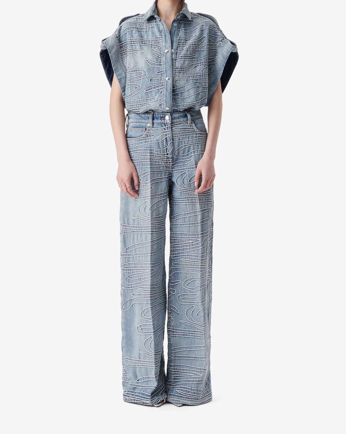 VALENTINA image number null