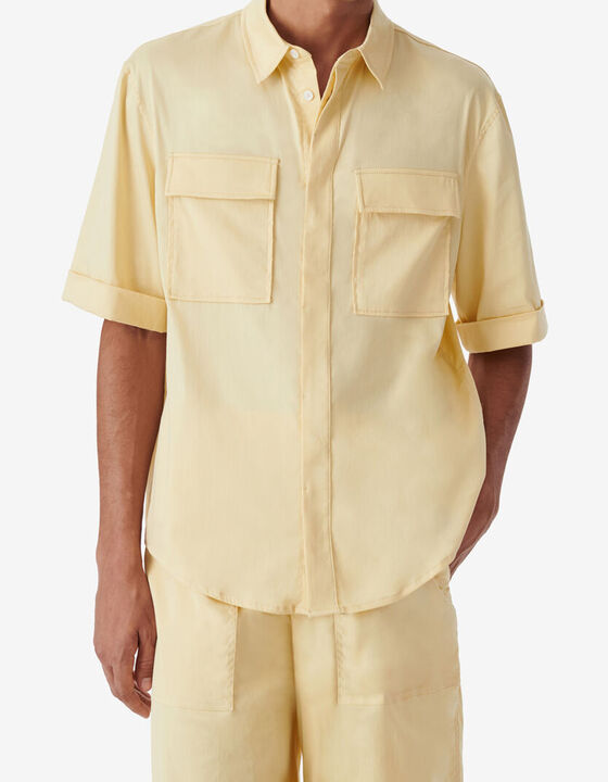 SHORT-SLEEVED SHIRT