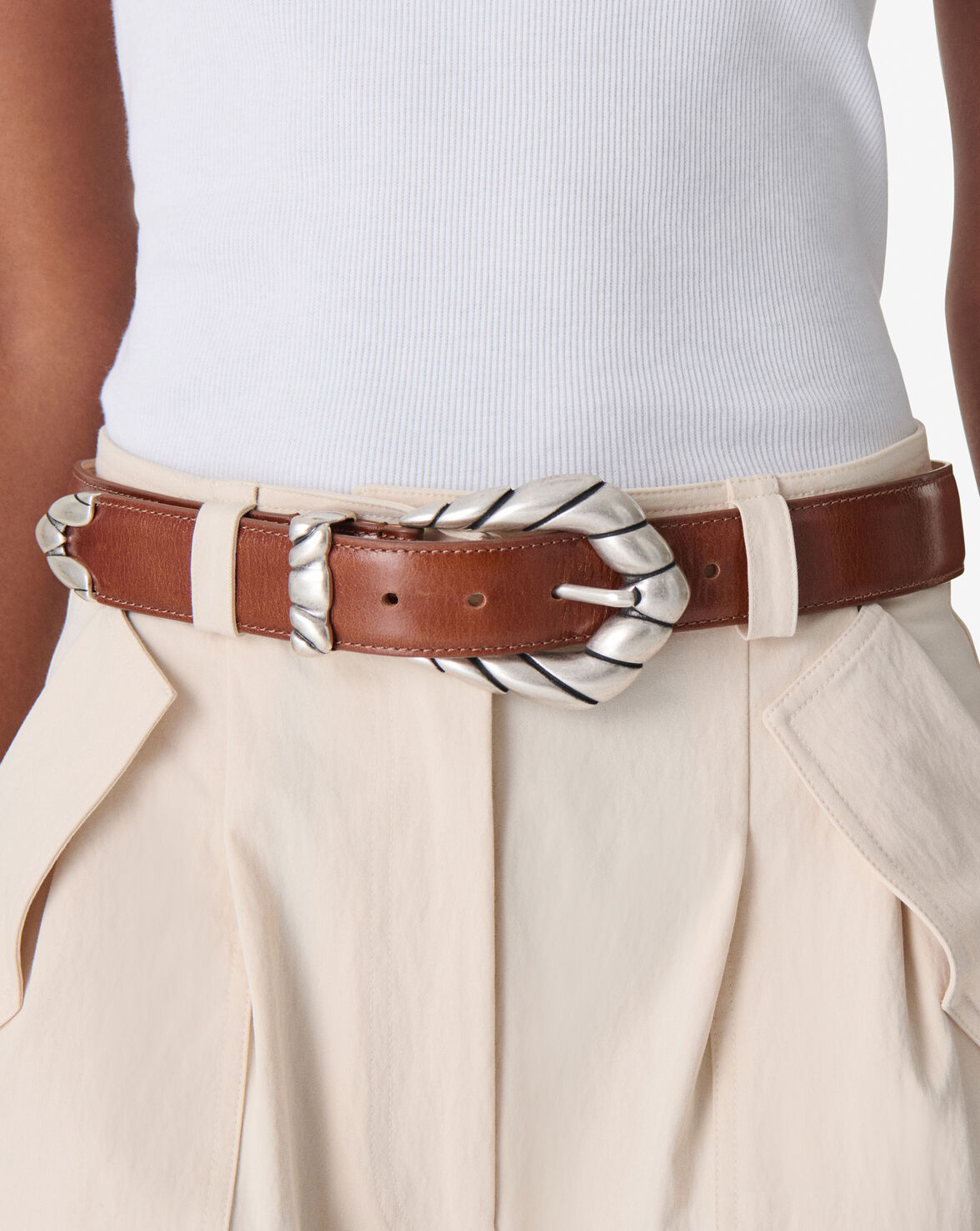 EMBELLA image number null