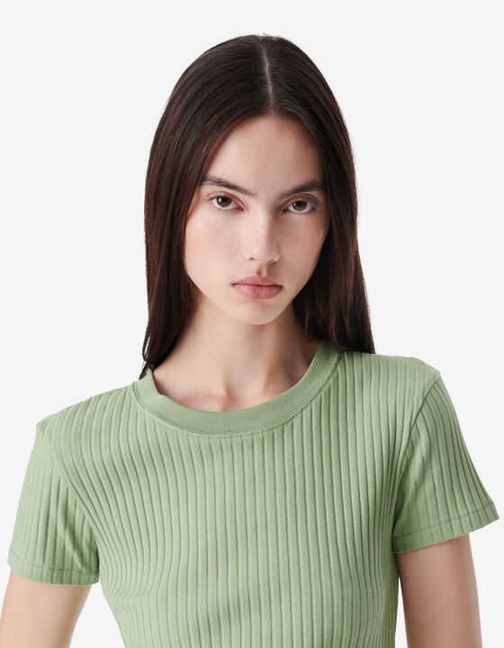 SHORT-SLEEVED T-SHIRT