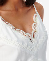 LAVEA image number null