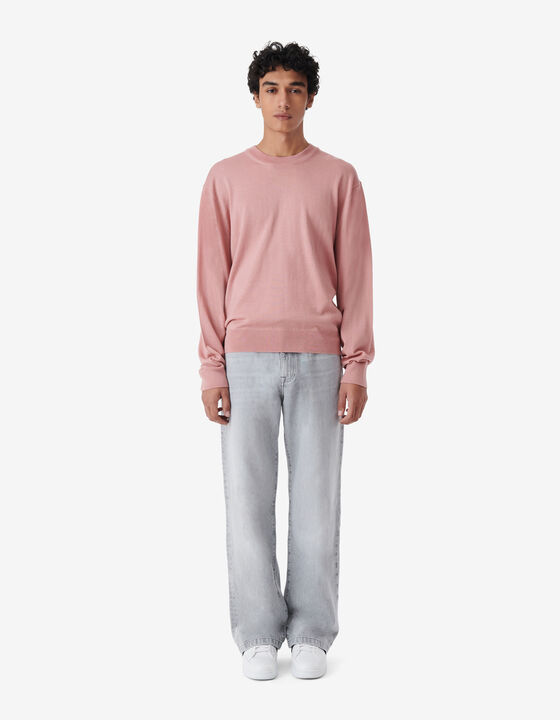 ROUND-NECK SWEATER