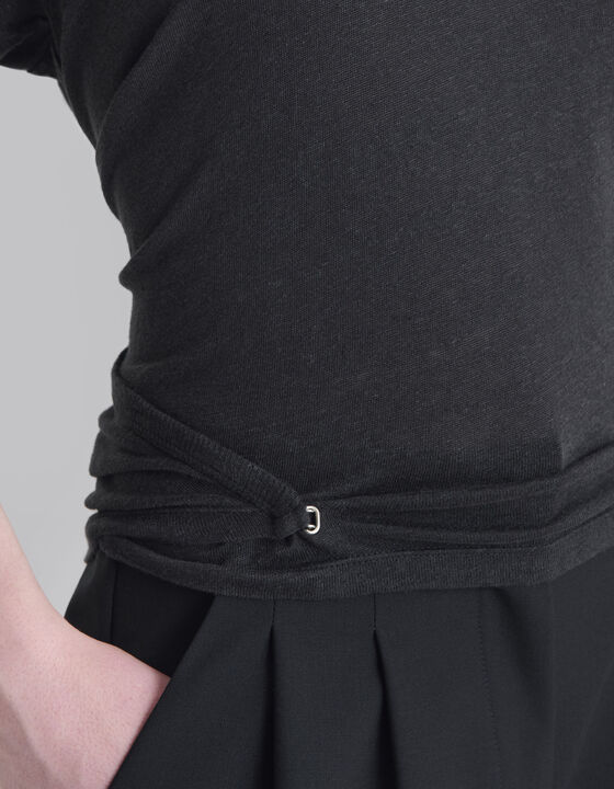 OPEN-BACK LINEN T-SHIRT
