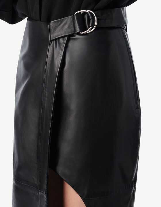JUPE MIDI EN CUIR