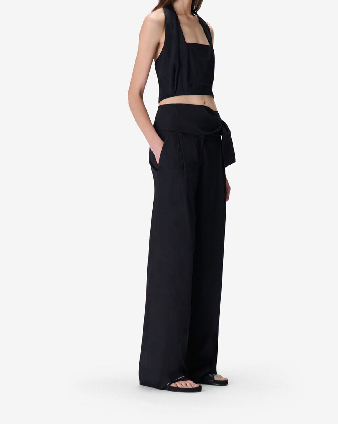 CHARLOTTE image number null