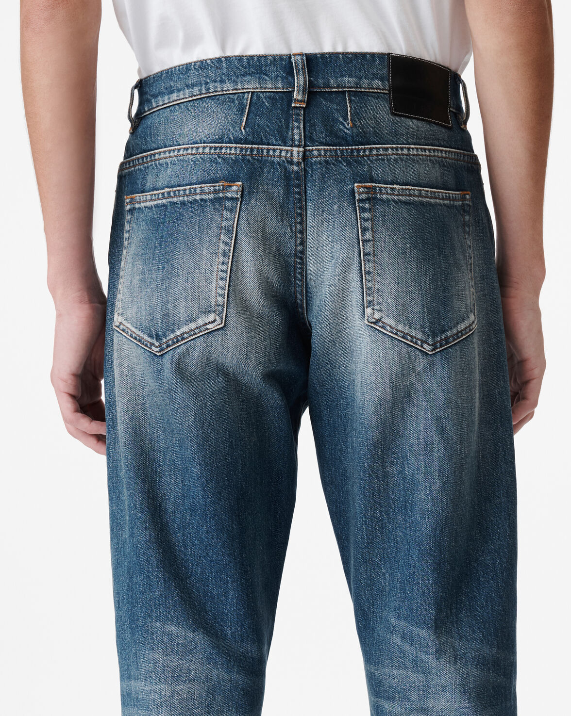 DAYN image number null