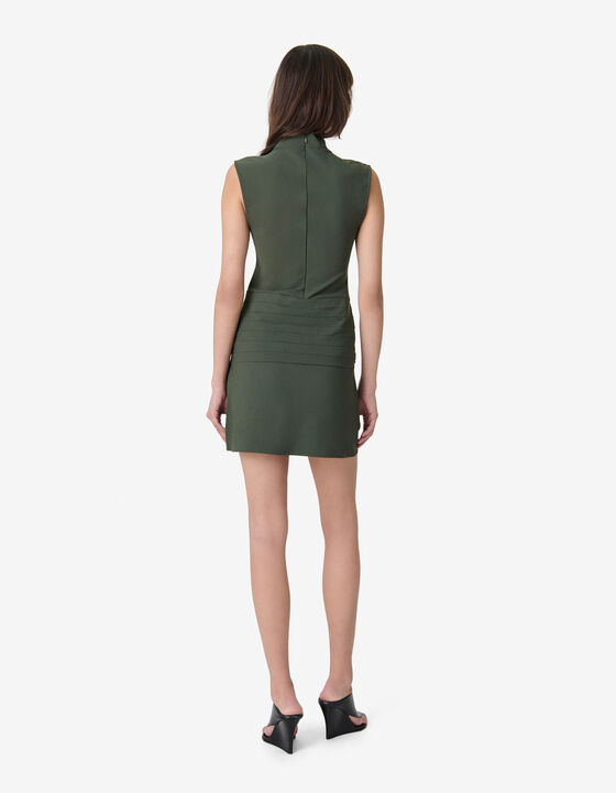 SHORT DRESS WITH A HIGH NECKLINE