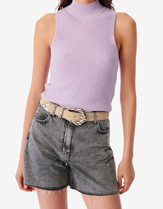 RIB KNIT SLEEVELESS TURTLENECK