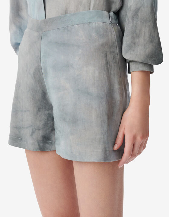 TIE AND DYE SHORTS