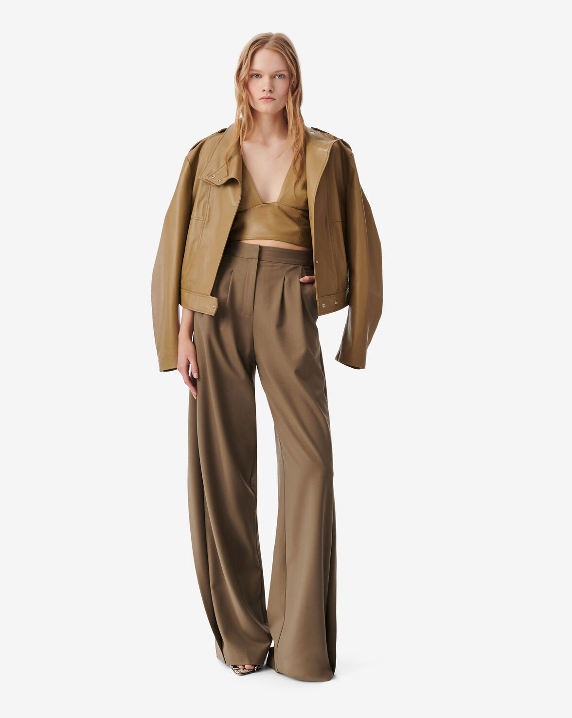 AMAIA image number null