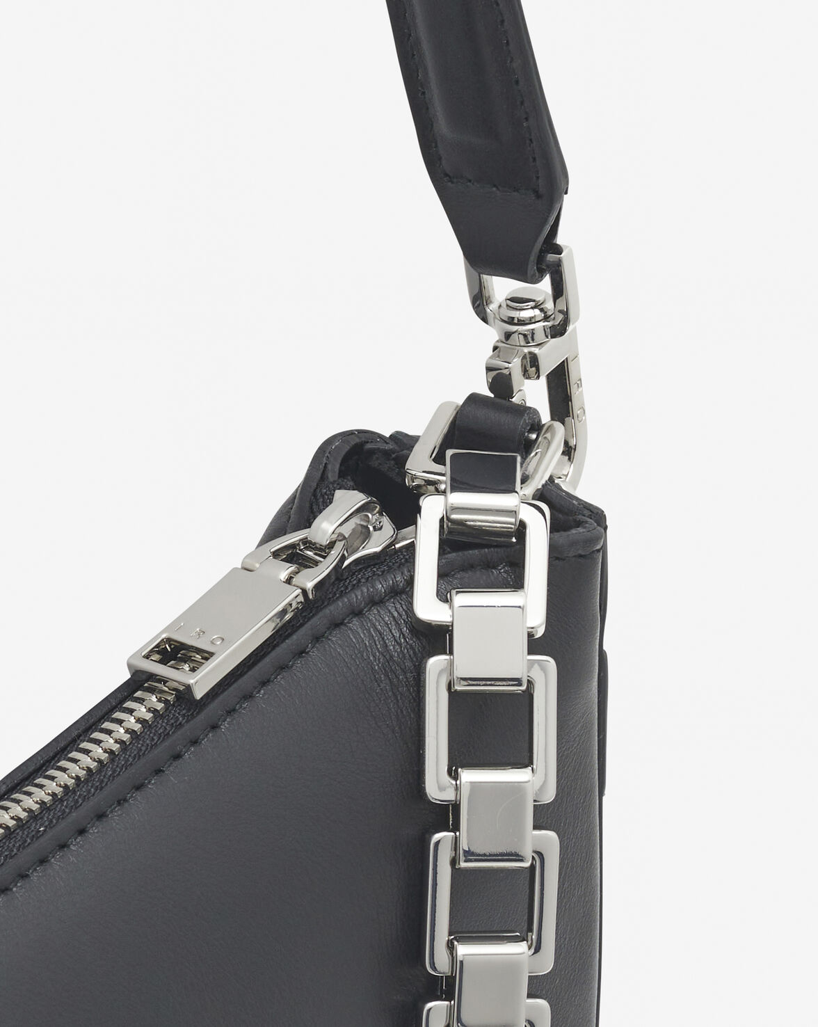 Iro | Arc Baby Chain Leather Shoulder Bag | Black