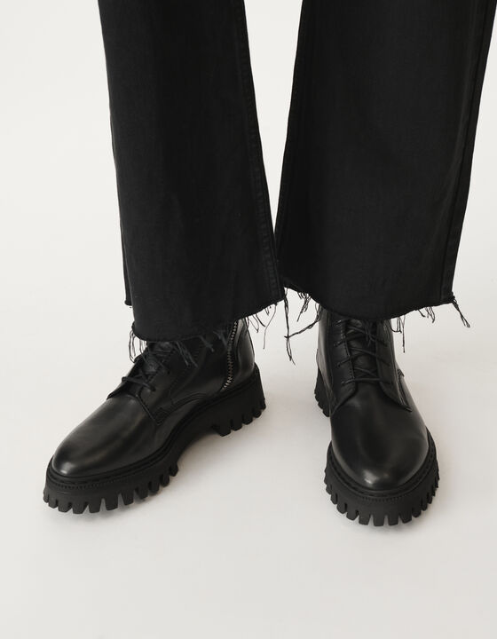 LACE-UP LEATHER COMBAT BOOTS