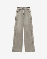 ANDREEA image number null