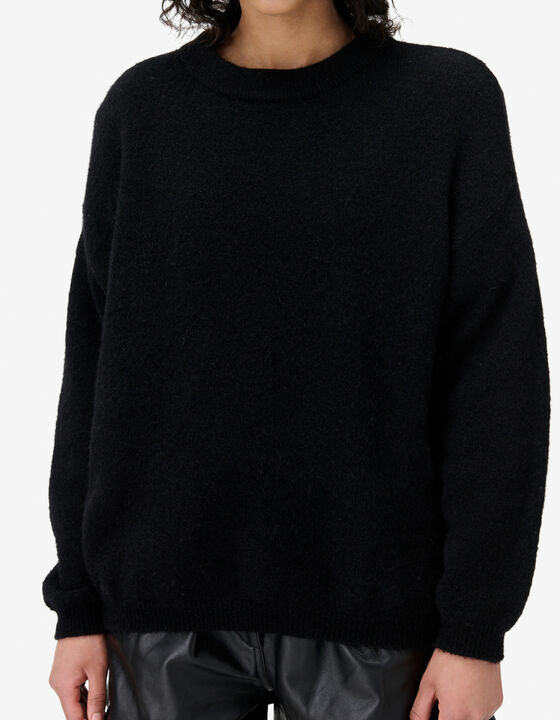 ROUND-NECK PULL