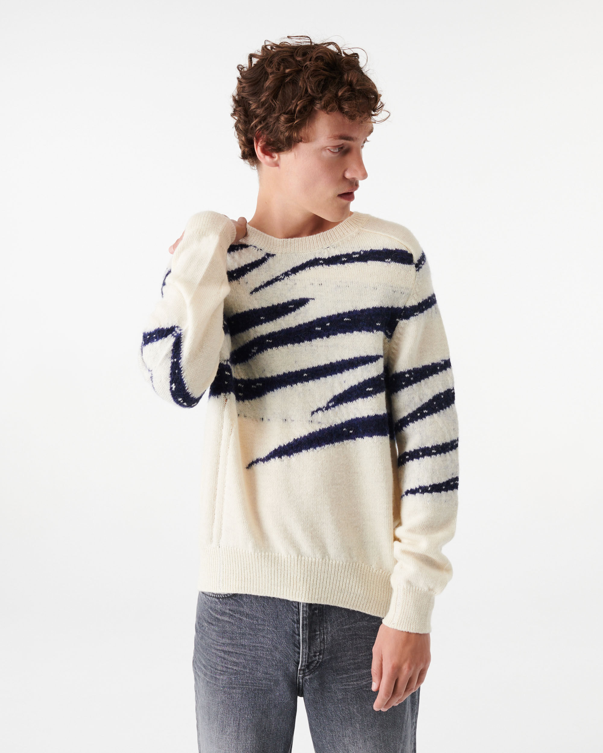 IRO FALL WINTER 22 COLLECTION | NOA SWEATER
