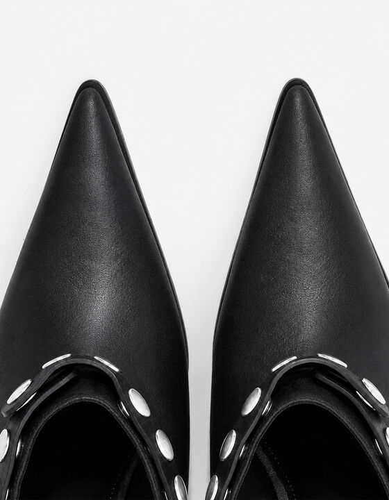 LEATHER STUDS MULES