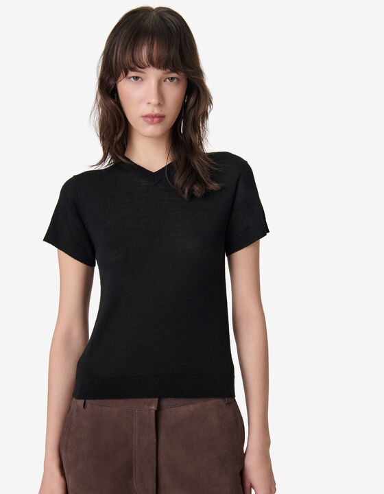 SHORT SLEEVED T-SHIRT