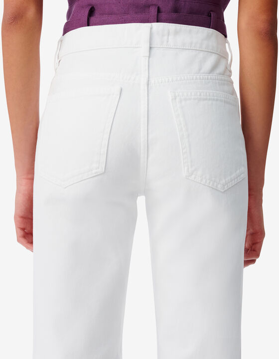 FLARED HIGH-RISE JEANS