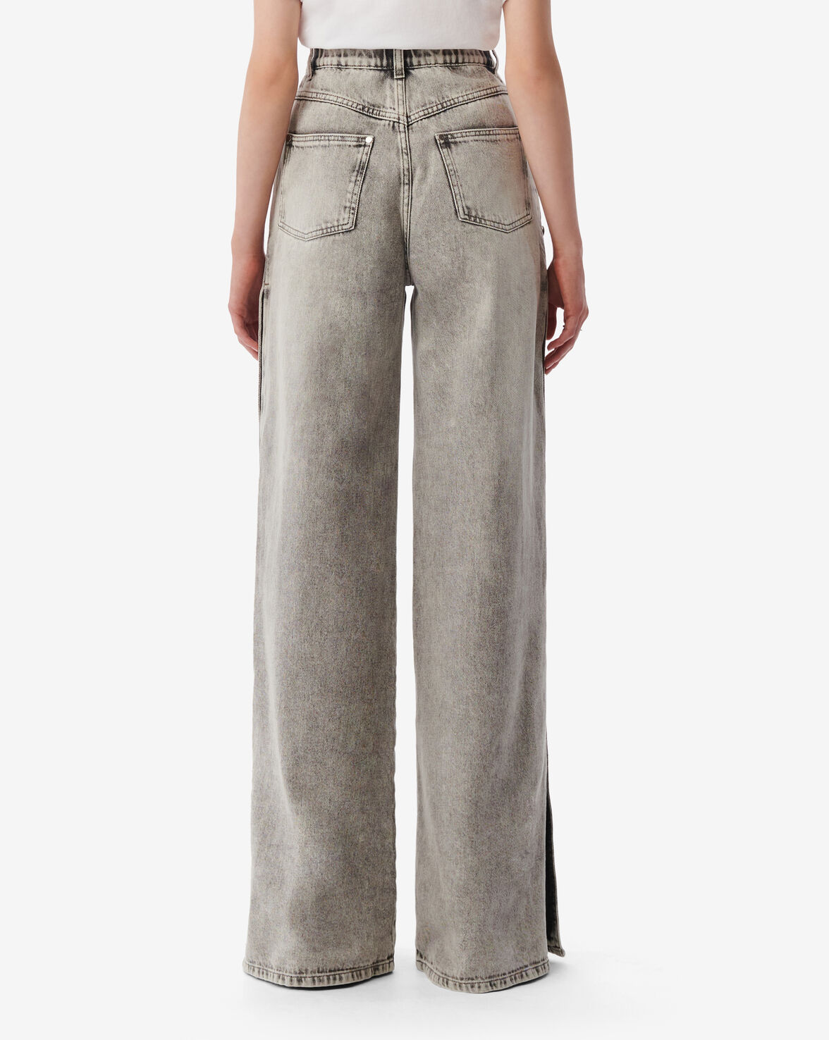 ANDREEA image number null