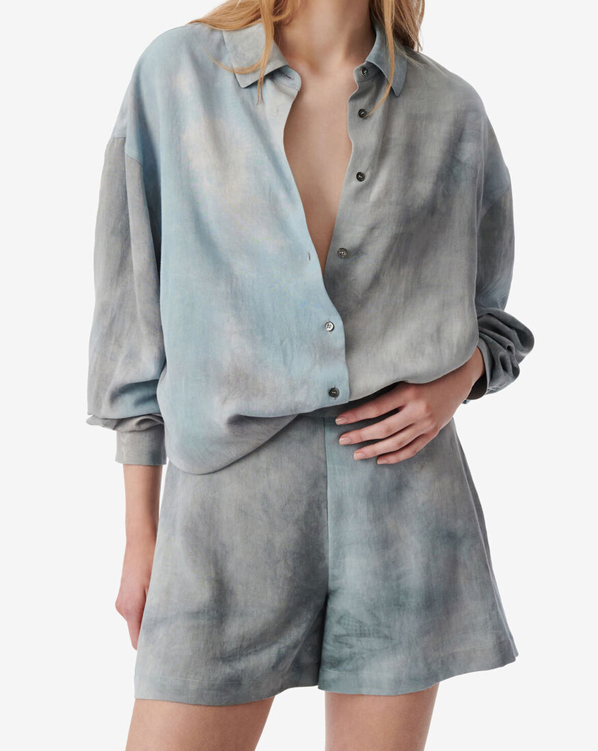 KARILA image number null