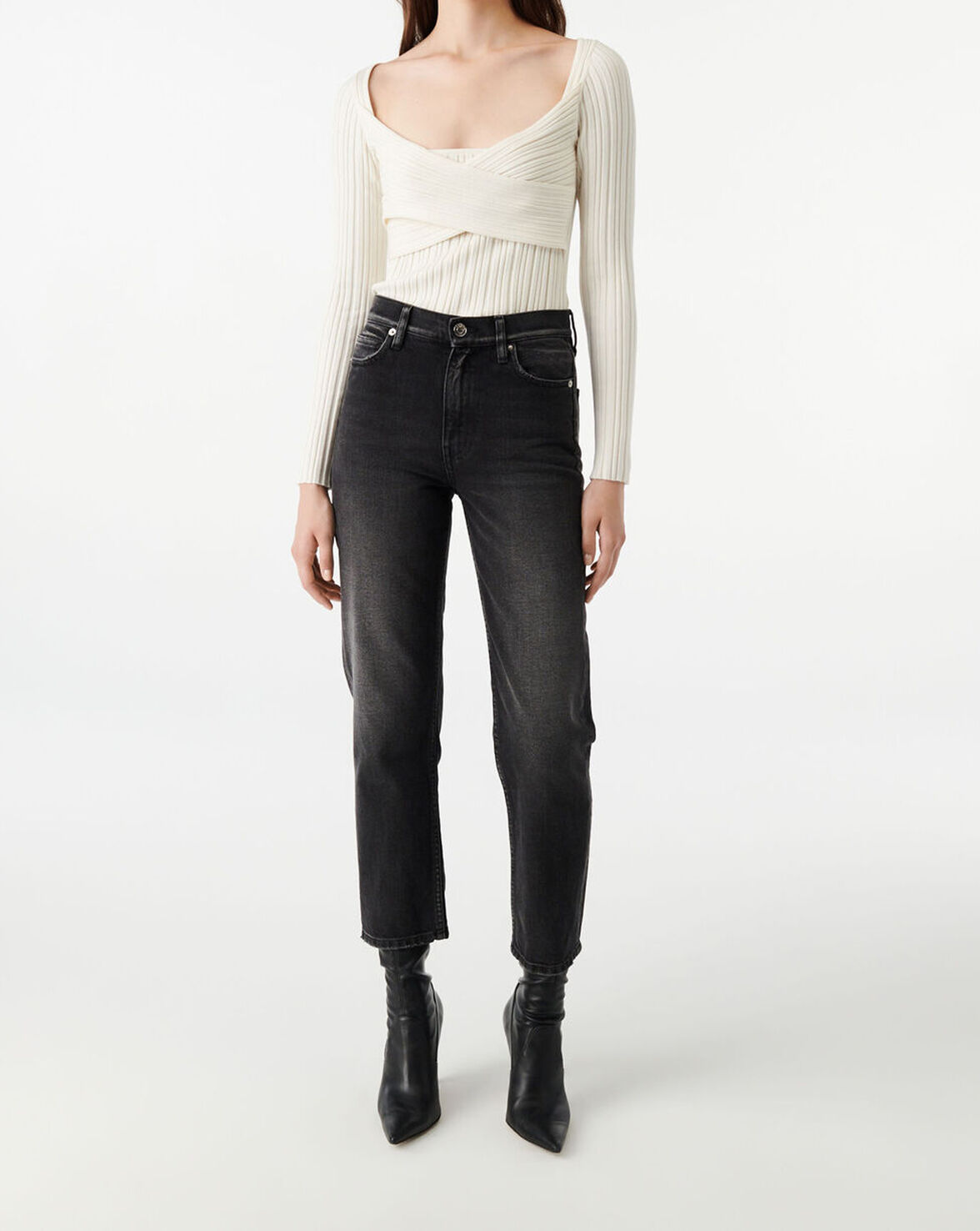 AMAROK image number null