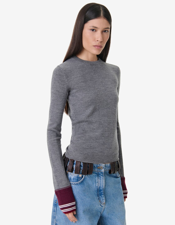 LONG-SLEEVED WOOL SWEATER