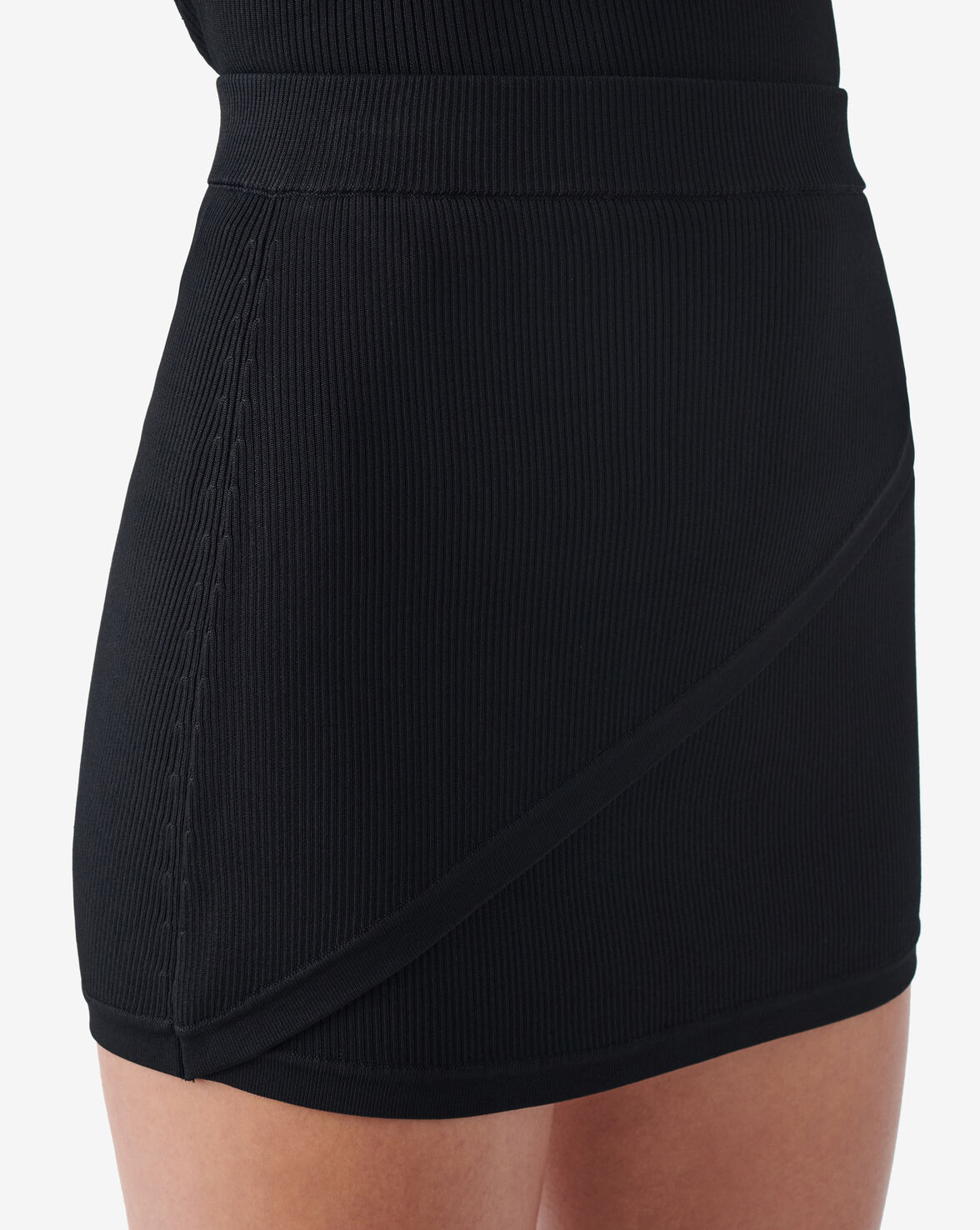 FILLIA image number null