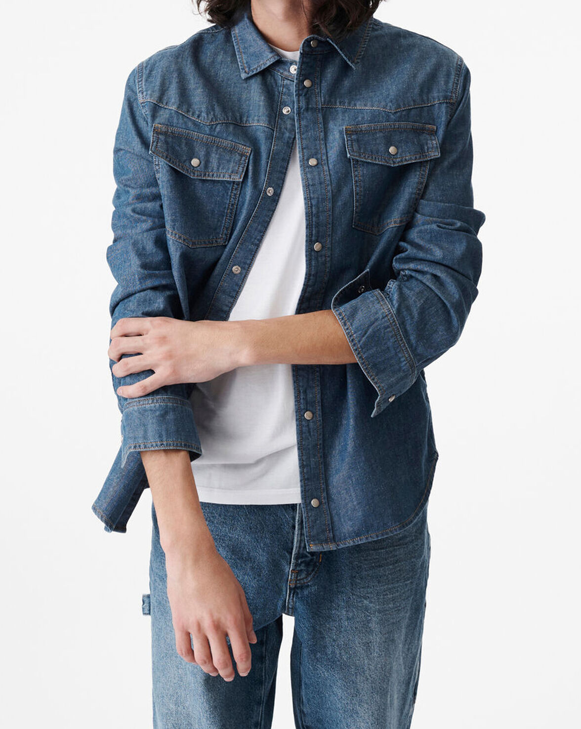 YVONE image number null