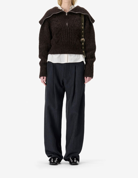KNITTED SWEATER