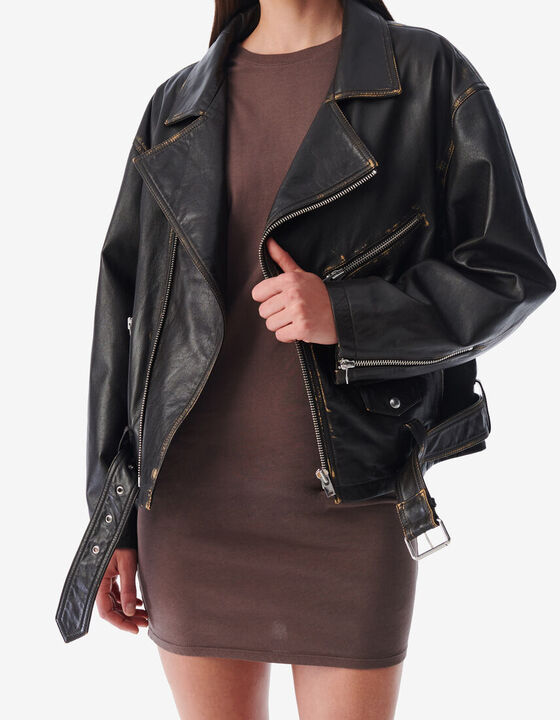 OVERSIZED LEATHER JACKET