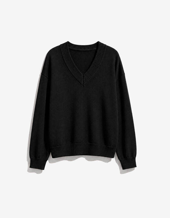 OVERSIZED KNIT SWEATER