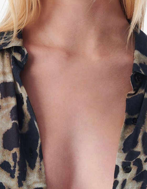 FLOWY LEOPARD-PRINT SHIRT