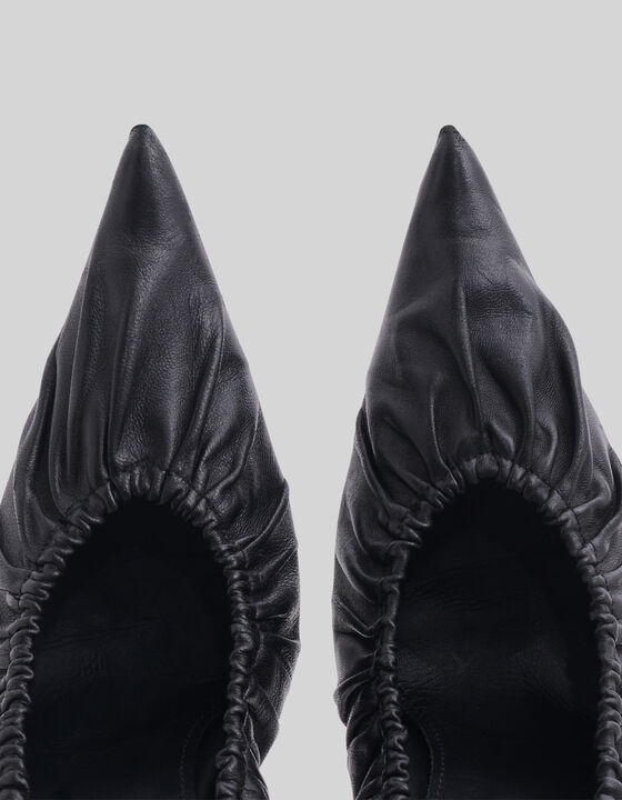 PLEATED LEATHER PUMPS